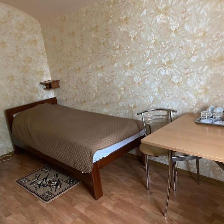 Гостинний Маєток Hotel Myla ภายนอก รูปภาพ